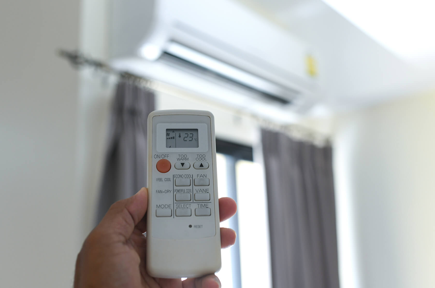 Why does you aircon light blinking? Sky Breeze SG